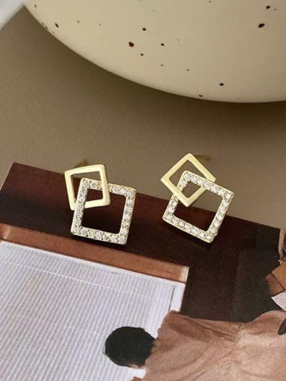 New - Gold Earrings for Women Trendy Gold Hoop Clip on Stud Pearl‎ Earrings